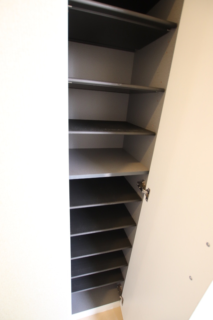 玄関　★高さ調整できるシューズボックス★