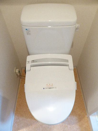 トイレ　参考写真です