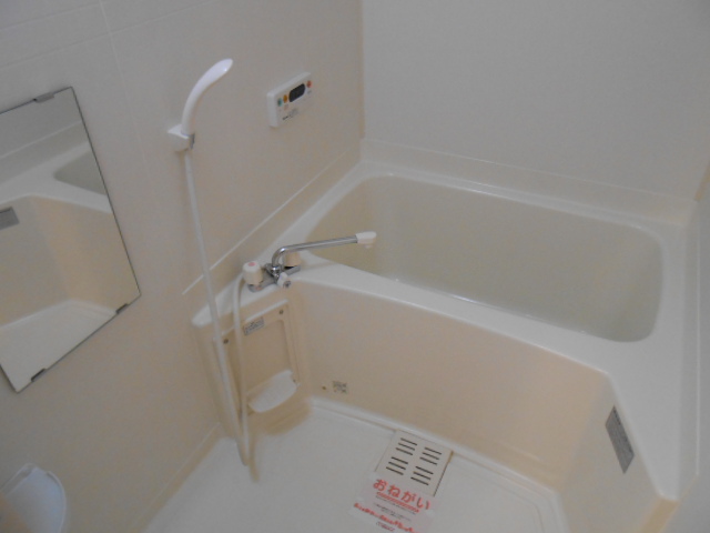 バス・シャワールーム　追焚機能付浴槽完備