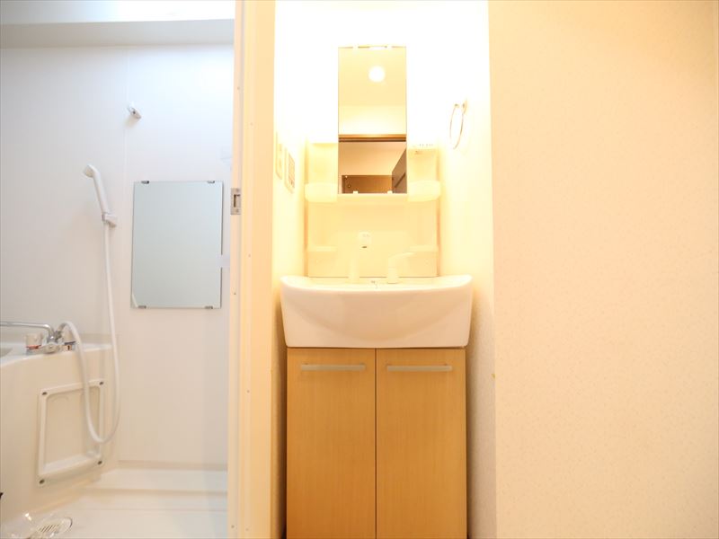 洗面設備　独立洗面台　脱衣所　室内洗濯機置き場