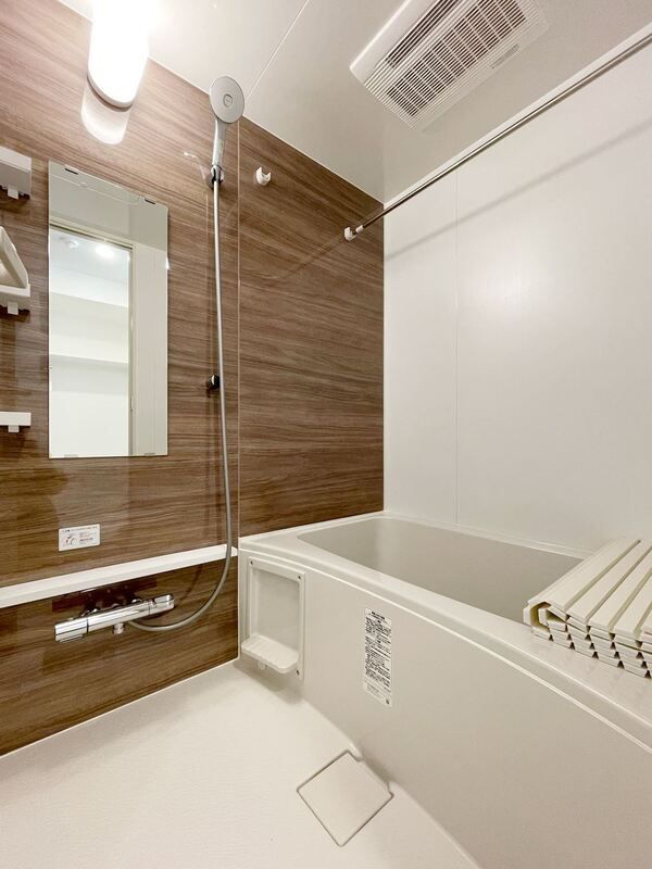 バス・シャワールーム　バス