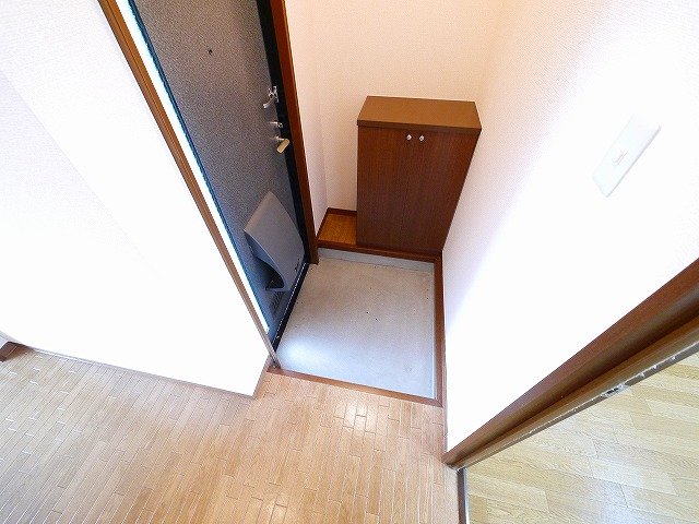玄関　シンプルで使いやすい玄関です