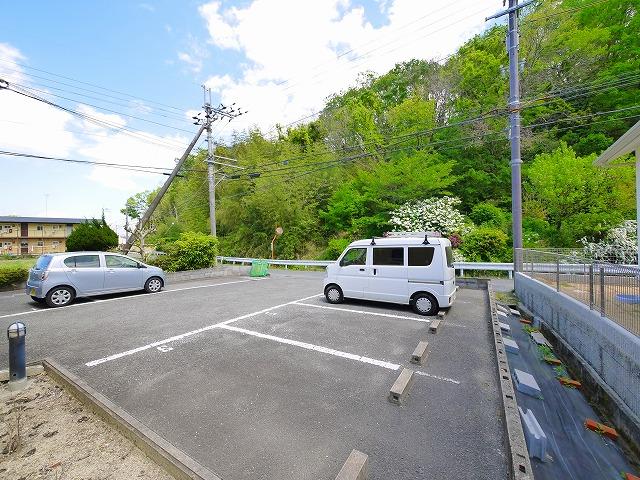 駐車場　駐車場があります