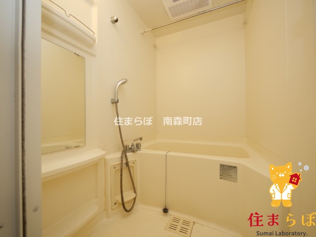 バス・シャワールーム　「見た目じゃなく、心に“しっくりくる”を大切に。」