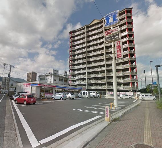 コンビニ　ローソン 八幡前田一丁目店（コンビニ）まで149m