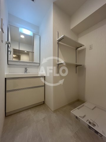 洗面設備　プレジオ西中島ASIAN　洗面台