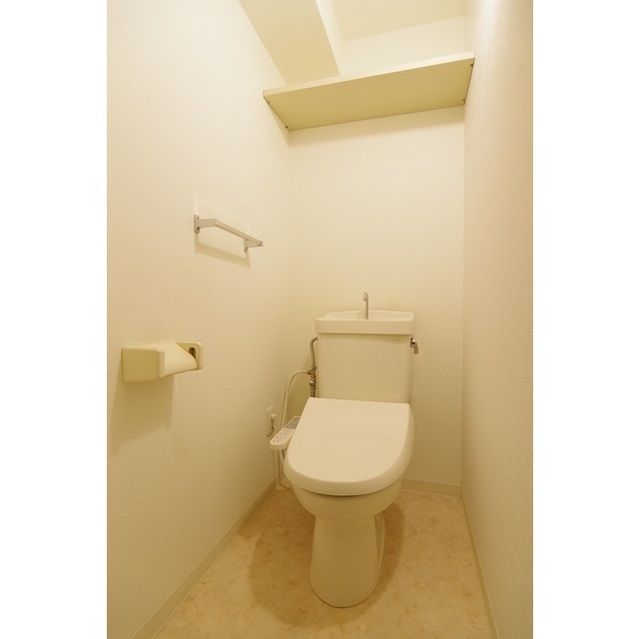 トイレ　（別タイプ参考写真）ネオ・プロミネンス　北区志茂3