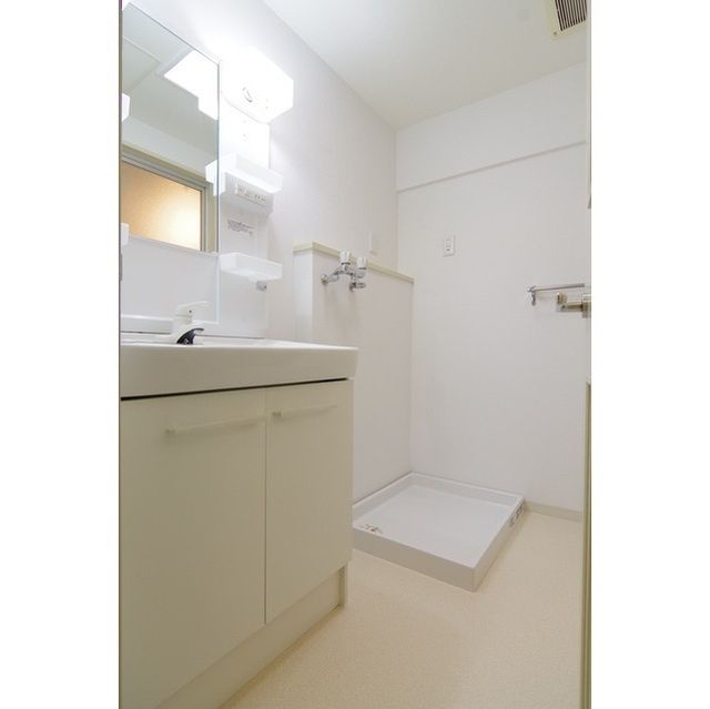 洗面設備　（別タイプ参考写真）ネオ・プロミネンス　北区志茂3