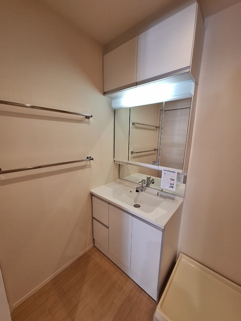 洗面設備　忙しい朝には欠かせない洗面所です