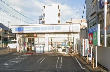 コンビニ　ローソン 六会店（コンビニ）まで403m