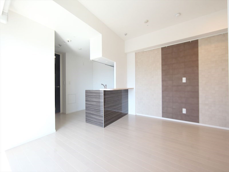 居室・リビング　洋室10.4帖　ウォークインクローゼット（収納充実してます）