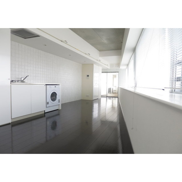 居室・リビング　当社提携物件の為、どこよりも安く早く安心してご契約できます。