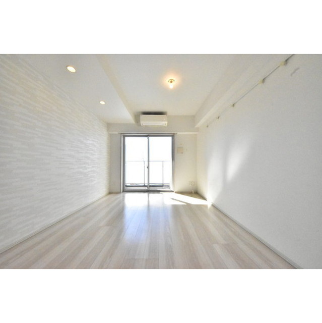 居室・リビング　当社提携物件の為、どこよりも安く早く安心してご契約できます。