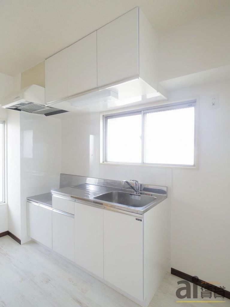 キッチン　バルコニー