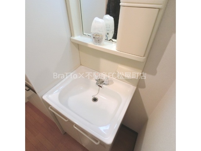 洗面設備　独立洗面台