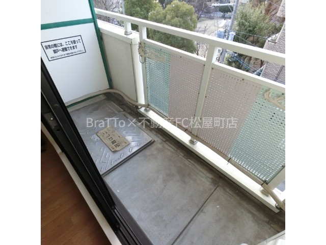 バルコニー　バルコニー