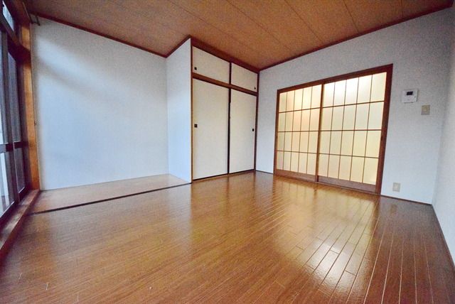 その他部屋・スペース　開放的な室内です♪