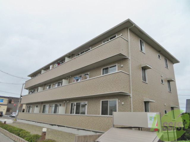 建物外観　名取市美田園７－２１－１（りあんコート）