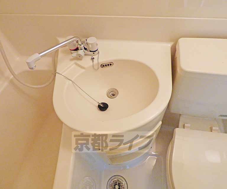 洗面設備　洗面台あります。