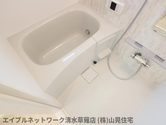 バス・シャワールーム　お風呂で日々の疲れを落としましょう