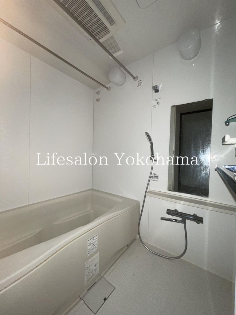 バス・シャワールーム　バルコニー