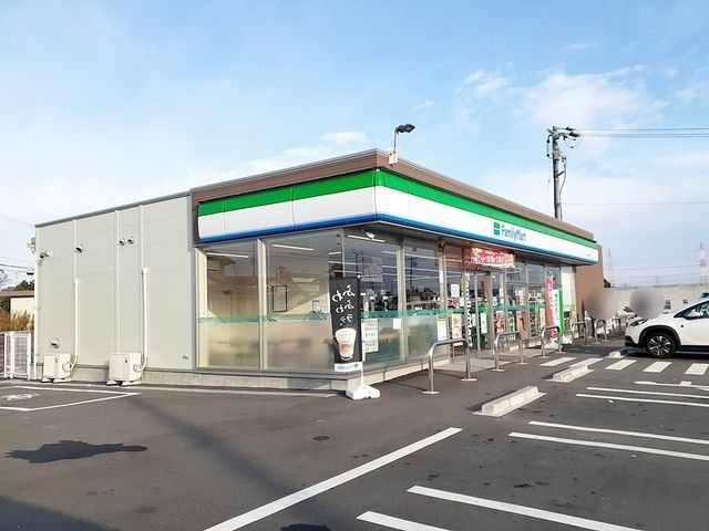 コンビニ　ファミリーマート安八牧店（コンビニ）まで870m