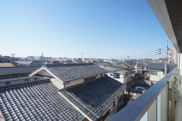 眺望　お部屋からの景色です！圧迫感がないので暮らしやすい♪