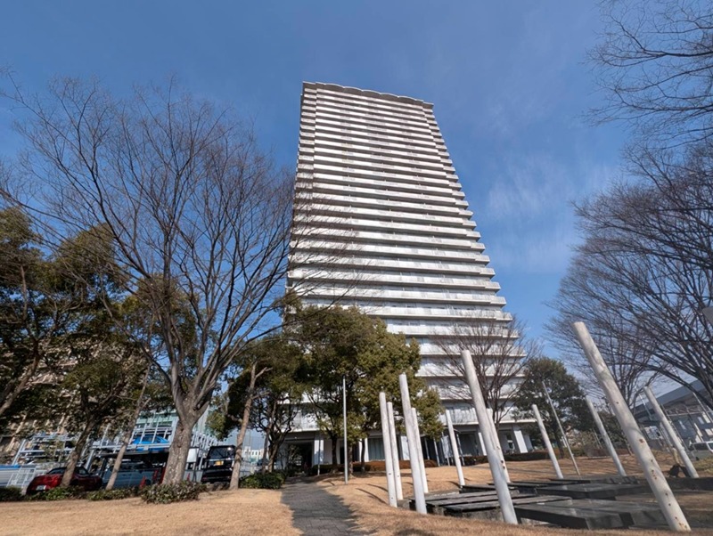 ファミールタワープラザ岡山の外観写真