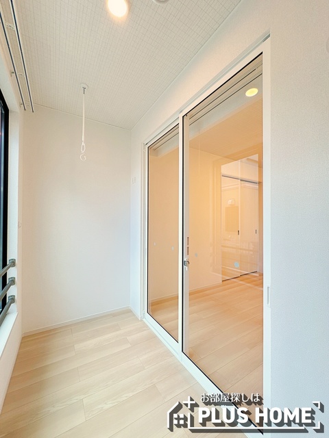 その他設備　☆天気を気にせず洗濯物を干せるサンルーム☆