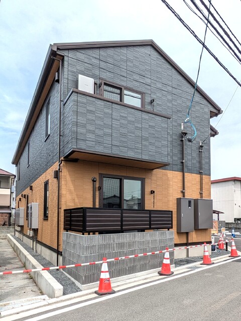 建物外観　建築中