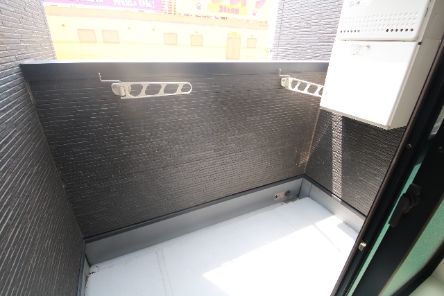 バルコニー　※別室の参考写真の為、現況優先です。