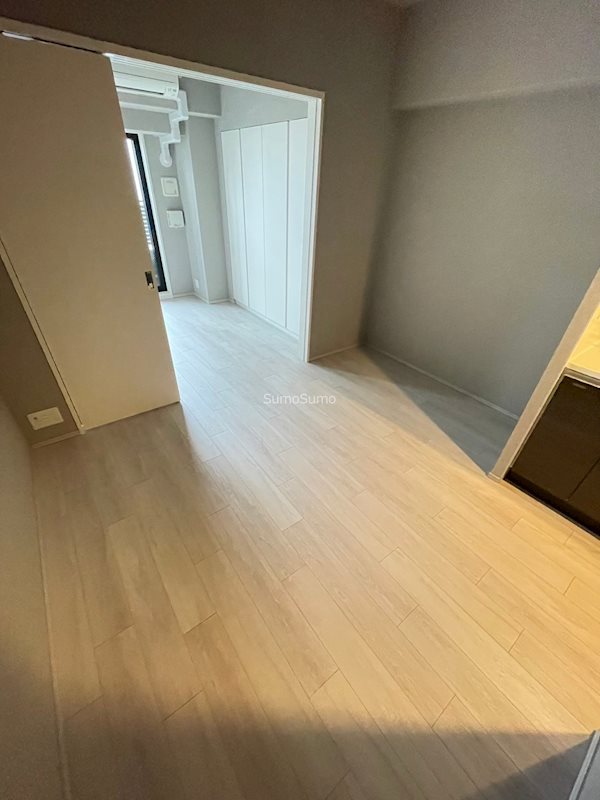 居室・リビング　ゆったり過ごせる居間です