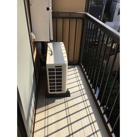 バルコニー　バルコニー