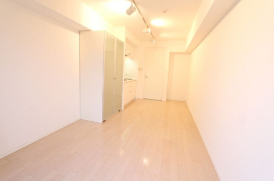 居室・リビング　別号室参考写真