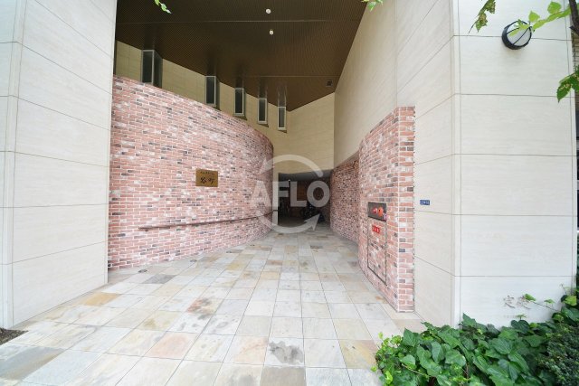 エントランス　フォレステージュ谷町　エントランス