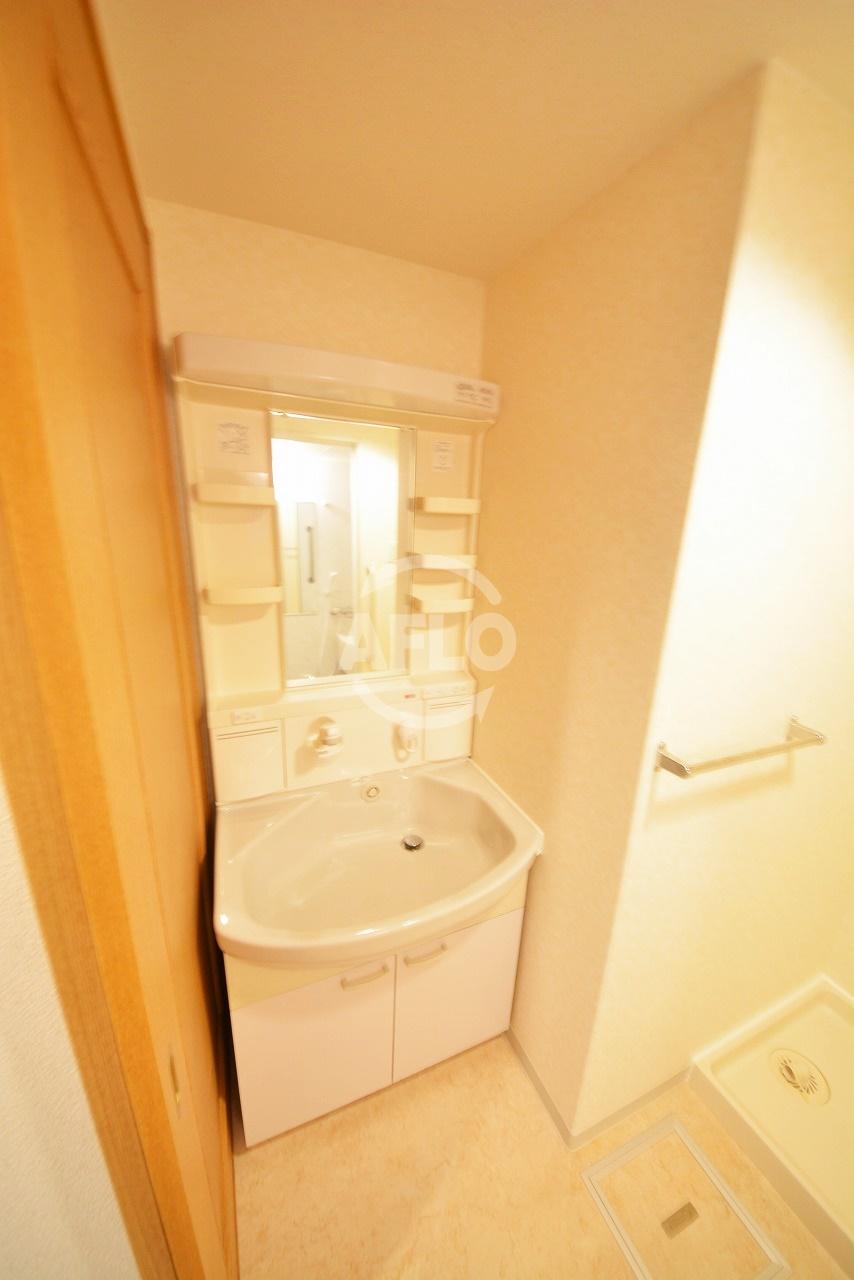 洗面設備　フォレステージュ谷町　独立洗面台