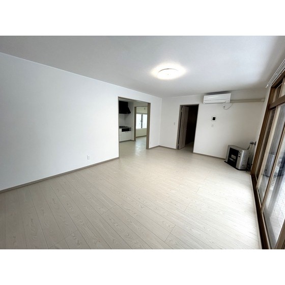 居室・リビング　リビング