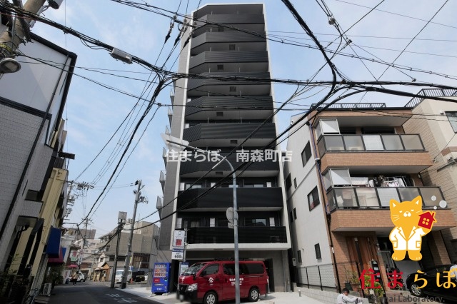 建物外観　「見ないで終わるには、惜しすぎる。」