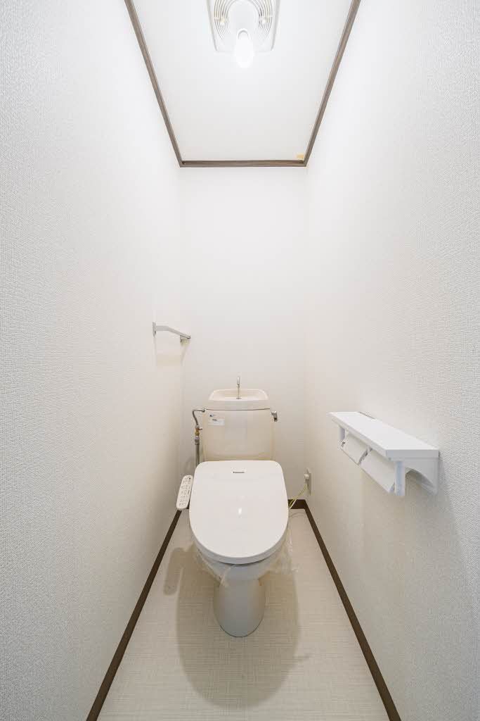 トイレ　トイレ