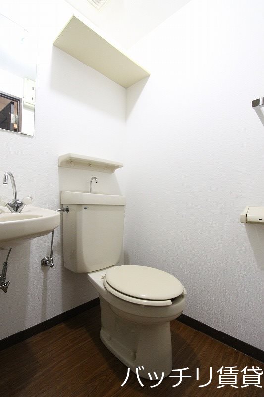 トイレ　別号室イメージの為、現状を優先致します