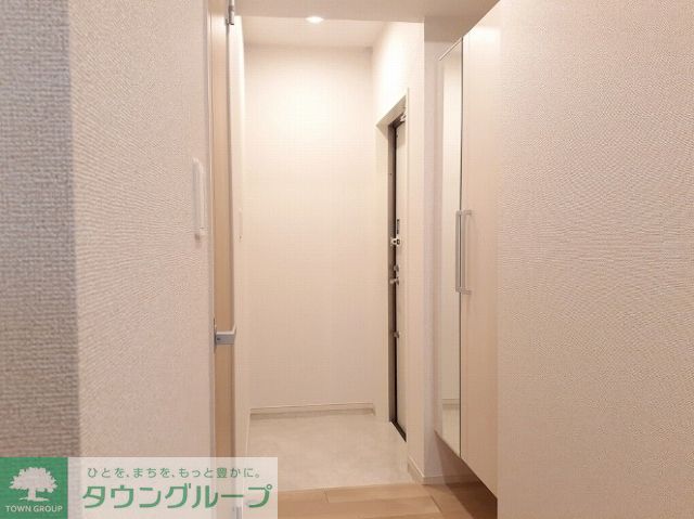 玄関　※別号室参考写真です