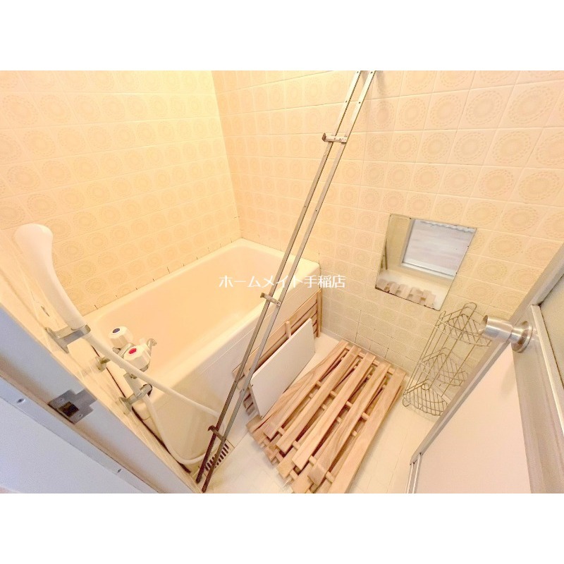 バス・シャワールーム　ゆったりバスルームです！