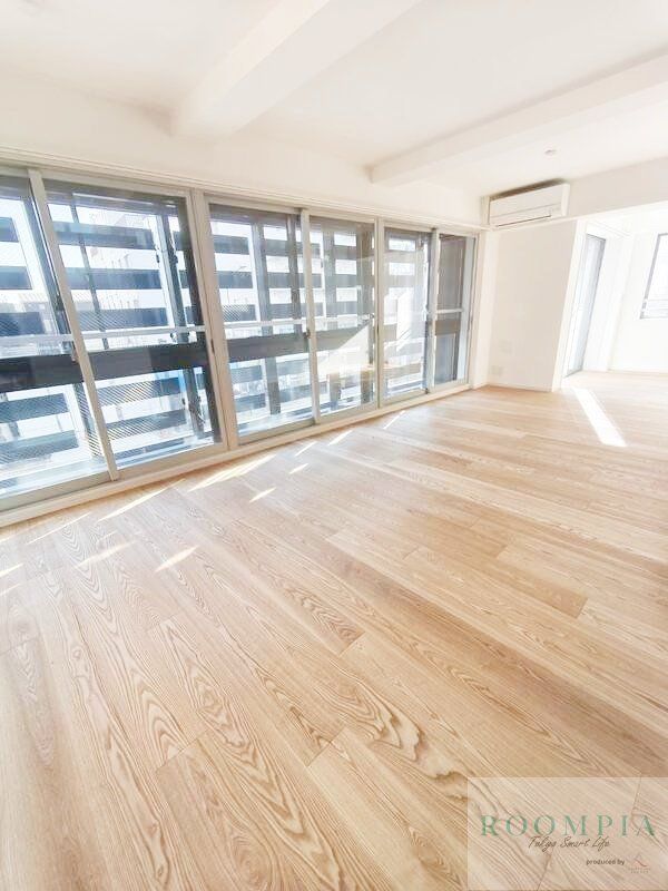 居室・リビング　物件画像