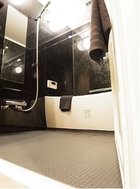 バス・シャワールーム　お風呂です