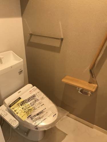 トイレ　トイレ