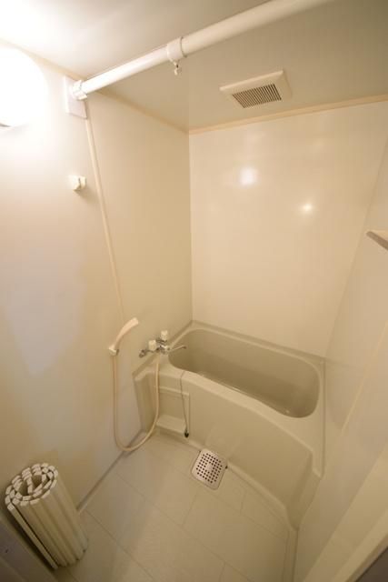 バス・シャワールーム　浴室