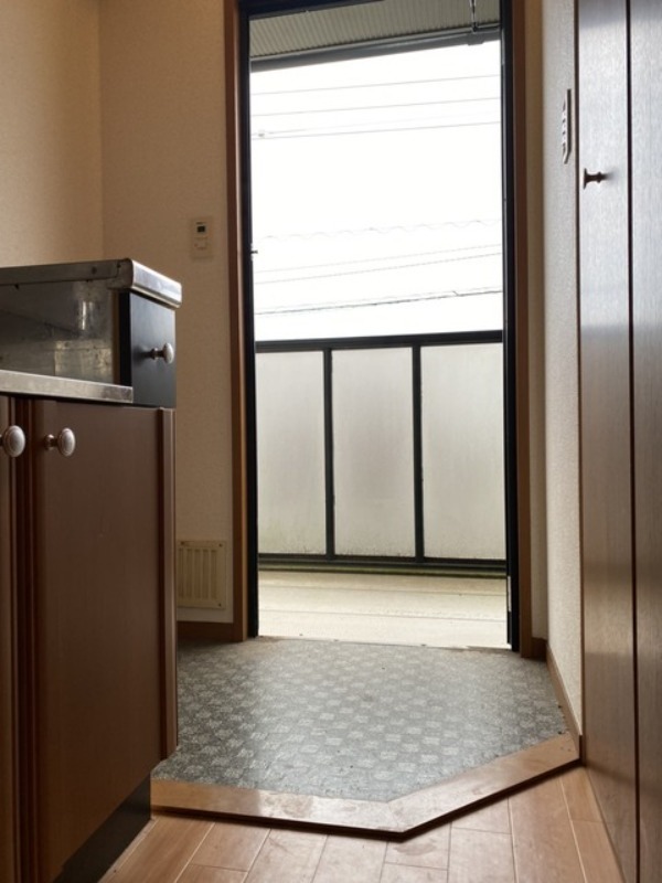 玄関　図面と現状に相違がある場合には現状を優先