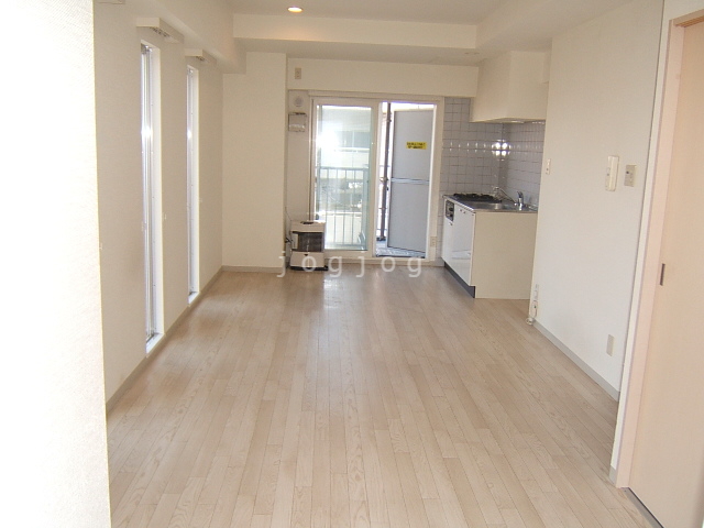 その他部屋・スペース　居間