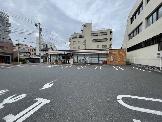 コンビニ　セブンイレブン 大田区千鳥町駅前（コンビニ）まで608m