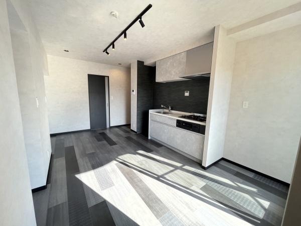 居室・リビング　ゆったりしたダイニングキッチン